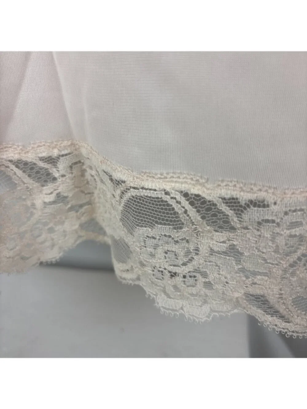 Vtg 1960s Komar dress slip lace bodice slip dress full slip Pale Pink 36 short - Picture 4 of 7